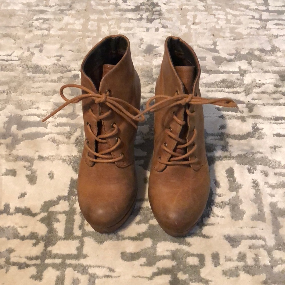 Steve Madden raspy bootie